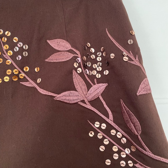 Chocolate brown cotton floral embroidered skirt - Picture 4 of 7